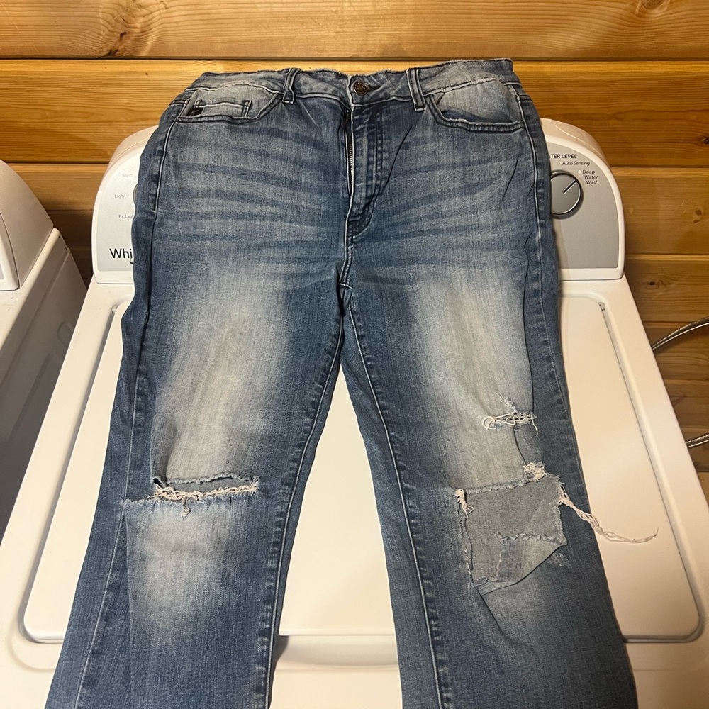 KanCan Blue Distressed Ankle Jeans